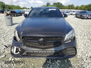 2020 Mercedes-Benz C 300 with VIN 55SWF8DB4LU331784, listed as a Copart auction lot 60528855 with 110,218 mi miles and Salvage title. Bid and sale history available at DreamBid. Image 5.