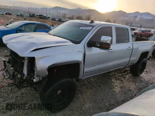 2015 Chevrolet Silverado 3500HD LTZ with VIN 1GC4K0E82FF634054, listed as a Copart auction lot 85249714 with 121,703 mi miles and Salvage Title. Bid and sale history available at carsss.com. Image 1.