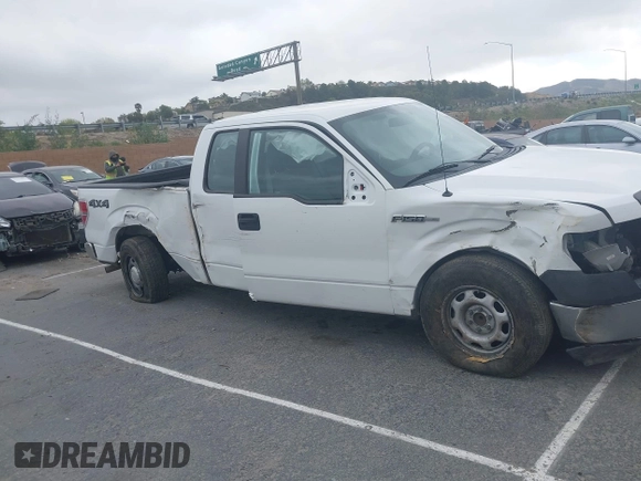 2014 Ford F-150 XL with VIN 1FTFX1CF3EKF95627, listed as a IAAI auction lot 42042775 with 208,405 mi miles and . Bid and sale history available at DreamBid. Image 6.