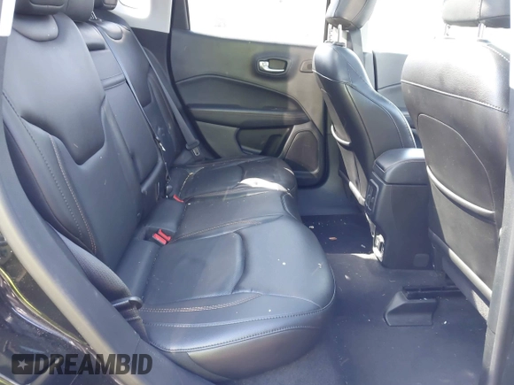 2018 Jeep Compass Limited with VIN 3C4NJDCB7JT361639, listed as a IAAI auction lot 41850166 with 80,208 mi miles. Bid and sale history available at carsss.com. Image 8.