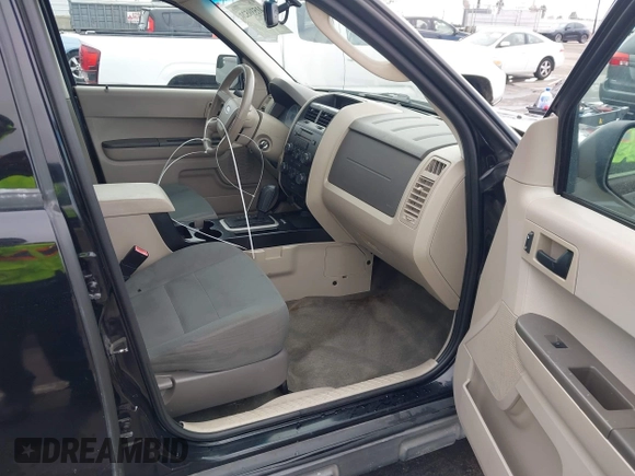 2012 Ford Escape XLS with VIN 1FMCU0C74CKB13755, listed as a IAAI auction lot 41539520 with 140,764 mi miles and . Bid and sale history available at DreamBid. Image 5.