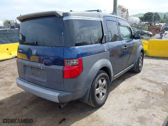 2003 Honda Element EX with VIN 5J6YH28513L003865, listed as a IAAI auction lot 41842205 with NaN miles. Bid and sale history available at carsss.com. Image 4.