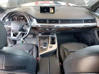2019 Audi Q7 Premium Plus with VIN WA1LHAF74KD038661, listed as a Copart auction lot 63189585 with 60,668 mi miles and Salvage title. Bid and sale history available at DreamBid. Image 8.