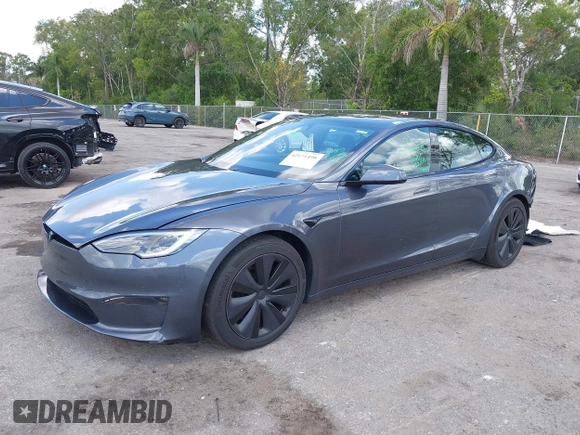 2023 Tesla Model S с VIN 5YJSA1E59PF502274, выставлен на аукционе IAAI как лот 42171490 с пробегом 45 582 миль миль и . История ставок и продаж доступна на DreamBid. Изображение 17.