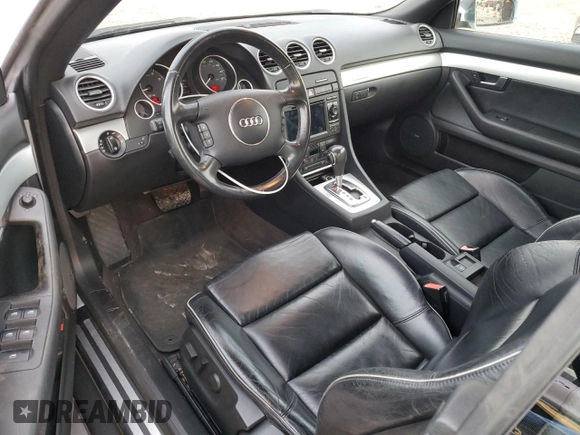 2006 Audi S4 z VIN WUARL48H46K900268, wystawiony jako Copart lot #46163935 z przebiegiem 100 371 mil mil oraz Szkody całkowita. Historia ofert i sprzedaży dostępna na DreamBid. Obrazek 8.
