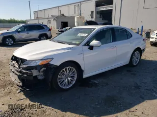 2019 Toyota Camry Hybrid LE z VIN 4T1B21HK0KU513108, wystawiony jako Copart lot #56824715 z przebiegiem 44 743 mil mil oraz Szkoda całkowita • Salvage title. Historia ofert i sprzedaży dostępna na DreamBid. Obrazek 1.