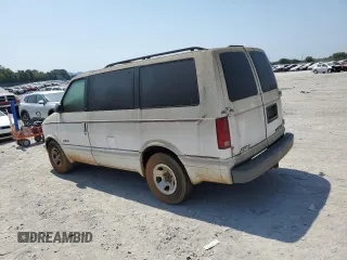 1998 Chevrolet Astro with VIN 1GNDM19W7WB107649, listed as a Copart auction lot 67507324 with 254,707 mi miles and Clean Title. Bid and sale history available at carsss.com. Image 2.