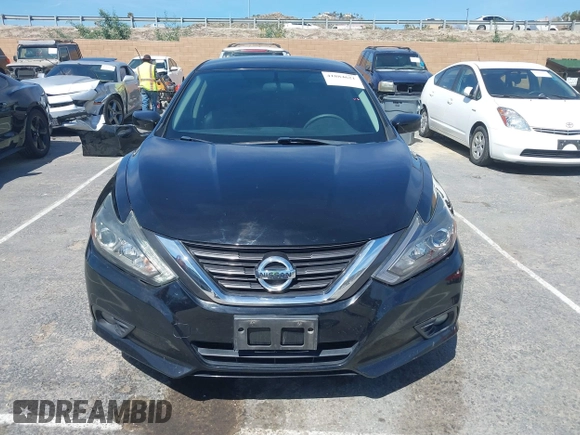2017 Nissan Altima S z VIN 1N4AL3AP9HC173928, wystawiony jako IAAI lot #41884621 z przebiegiem 73 217 mil mil oraz . Historia ofert i sprzedaży dostępna na DreamBid. Obrazek 13.