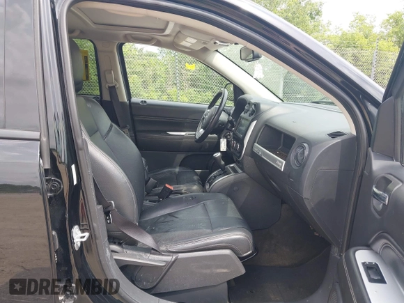 2017 Jeep Compass Latitude with VIN 1C4NJDEB7HD171563, listed as a IAAI auction lot 42669131 with 125,411 mi miles and . Bid and sale history available at DreamBid. Image 5.