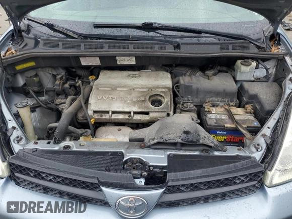 2004 Toyota Sienna CE z VIN 5TDZA23CX4S079377, wystawiony jako Copart lot #58989395 z przebiegiem 233 806 mil mil oraz Czysty tytuł • Clean title. Historia ofert i sprzedaży dostępna na DreamBid. Obrazek 12.