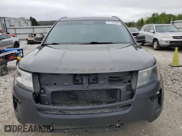 2018 Ford Explorer XLT с VIN 1FM5K7DH9JGC63293, выставлен на аукционе Copart как лот 51322605 с пробегом 105 808 миль миль и Списание • Salvage title. История ставок и продаж доступна на DreamBid. Изображение 5.
