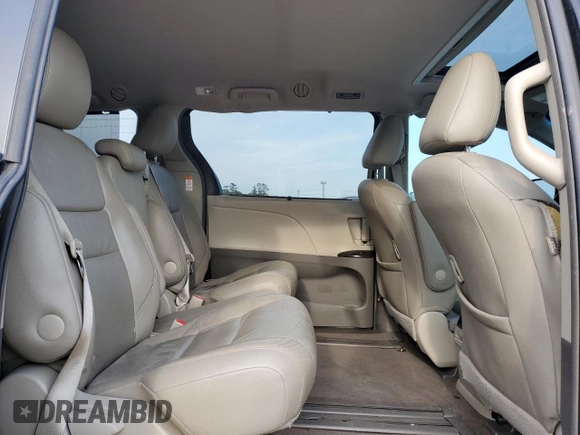 2016 Toyota Sienna XLE with VIN 5TDYK3DC3GS754018, listed as a Copart auction lot 55508925 with 99,016 mi miles and Salvage title. Bid and sale history available at DreamBid. Image 11.