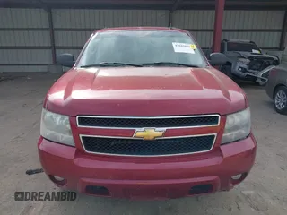 2007 Chevrolet Tahoe LTZ with VIN 1GNFK130X7J313106, listed as a IAAI auction lot 42042891 with 199,763 mi miles and . Bid and sale history available at DreamBid. Image 12.