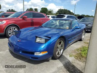 2002 Chevrolet Corvette with VIN 1G1YY22G325104997, listed as a Copart auction lot 75008234 with 0 mi miles and Non Repairable. Bid and sale history available at carsss.com. Image 1.