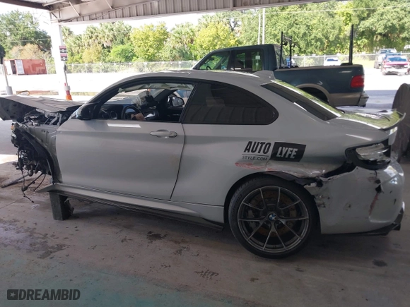 2020 BMW M2 Competition with VIN WBS2U7C01L7F87723, listed as a IAAI auction lot 40319156 with 55,309 mi miles. Bid and sale history available at carsss.com. Image 15.