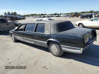 1989 Cadillac DeVille z VIN 1G6CD5151K4329443, wystawiony jako Copart lot #73939314 z przebiegiem 80 129 mil mil oraz Czysty tytuł • Clean title. Historia ofert i sprzedaży dostępna na DreamBid. Obrazek 2.