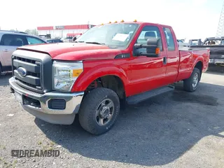 2012 Ford F-250 XL z VIN 1FT7X2B64CED14314, wystawiony jako IAAI lot #42059427 z przebiegiem 126 231 mil mil oraz . Historia ofert i sprzedaży dostępna na DreamBid. Obrazek 2.