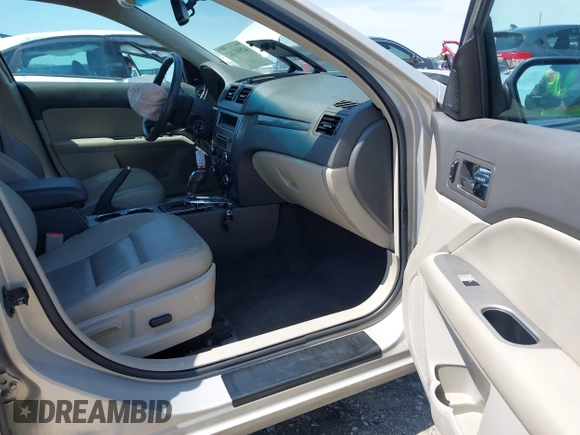 2010 Ford Fusion SEL with VIN 3FAHP0JG6AR282999, listed as a IAAI auction lot 42031162 with 128,001 mi miles and . Bid and sale history available at DreamBid. Image 5.