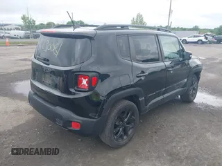 2017 Jeep Renegade Latitude z VIN ZACCJBBB7HPF22652, wystawiony jako IAAI lot #42230081 z przebiegiem 108 696 mil mil oraz . Historia ofert i sprzedaży dostępna na DreamBid. Obrazek 4.