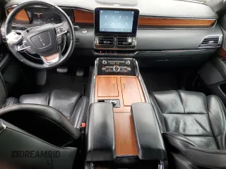 2019 Lincoln Navigator Reserve z VIN 5LMJJ3LT9KEL11983, wystawiony jako Copart lot #42546625 z przebiegiem 69 410 mil mil oraz Szkoda całkowita • Salvage title. Historia ofert i sprzedaży dostępna na DreamBid. Obrazek 8.
