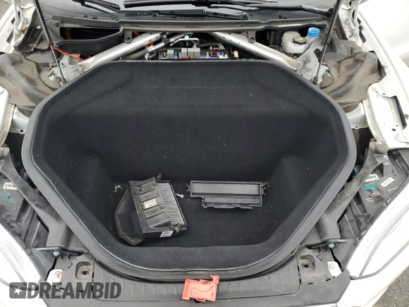 2016 Tesla Model S 90D with VIN 5YJSA1E26GF133699, listed as a Copart auction lot 62703535 with Not provided miles and Salvage title. Bid and sale history available at DreamBid. Image 11.