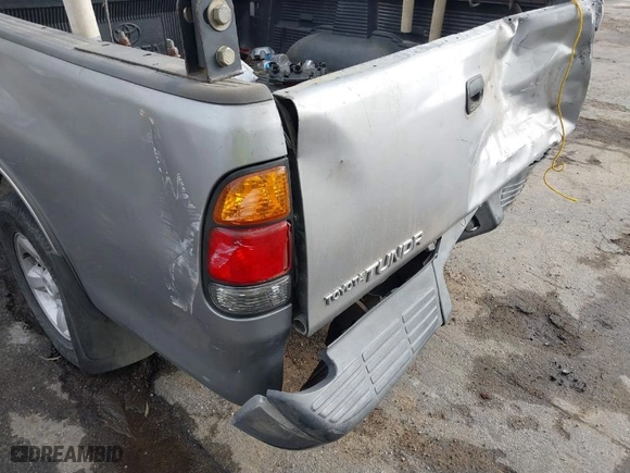 2002 Toyota Tundra SR5 with VIN 5TBRN34142S226998, listed as a IAAI auction lot 41554807 with 209,339 mi miles. Bid and sale history available at carsss.com. Image 6.