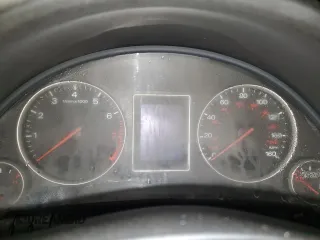 2005 Audi A4 3.0L z VIN WAULT68E75A063649, wystawiony jako Copart lot #51509895 z przebiegiem Nie podano mil oraz Nie do naprawy • Non repairable. Historia ofert i sprzedaży dostępna na DreamBid. Obrazek 9.