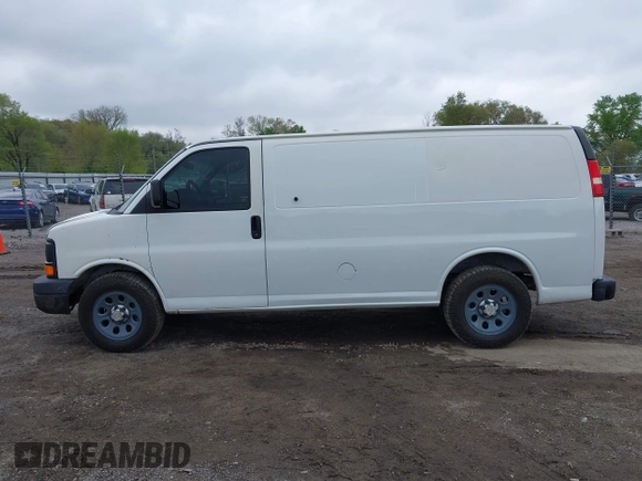 2010 Chevrolet Express Cargo with VIN 1GCUGADX0A1162118, listed as a IAAI auction lot 42162387 with 239,238 mi miles and . Bid and sale history available at DreamBid. Image 14.