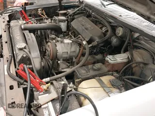 1985 Ford F-250 z VIN 1FTHF2619FPA47086, wystawiony jako IAAI lot #41725532 z przebiegiem 69 453 mil mil oraz . Historia ofert i sprzedaży dostępna na DreamBid. Obrazek 16.