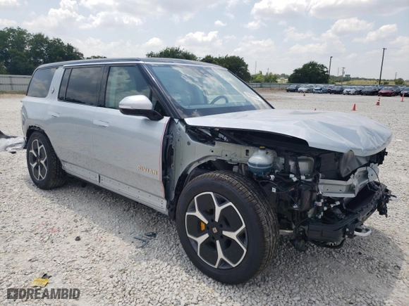 2024 Rivian R1S Adventure with VIN 7PDSGABA5RN034380, listed as a Copart auction lot 66369964 with 24 mi miles and Salvage Title. Bid and sale history available at carsss.com. Image 4.