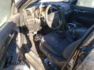 2012 Kia Sorento LX with VIN 5XYKTCA63CG195594, listed as a Copart auction lot 43026195 with Not Provided miles and Salvage Title. Bid and sale history available at DreamBid. Image 8.