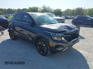 2024 Kia Seltos EX z VIN KNDERCAA8R7600290, wystawiony jako IAAI lot #42059075 z przebiegiem 32 639 mil mil oraz . Historia ofert i sprzedaży dostępna na DreamBid. Obrazek 1.