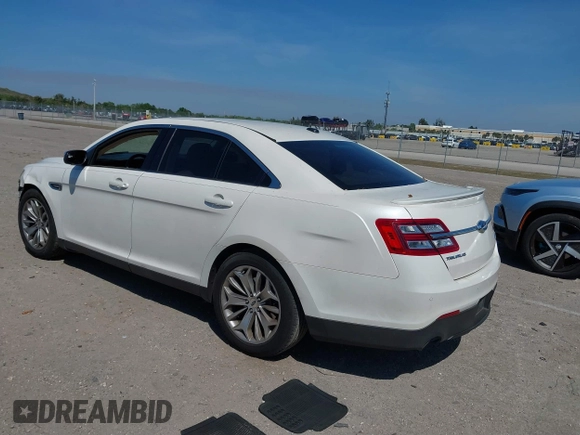 2016 Ford Taurus Limited with VIN 1FAHP2F88GG109434, listed as a IAAI auction lot 41894027 with 220,313 mi miles and . Bid and sale history available at DreamBid. Image 3.