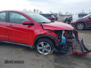 2016 Honda HR-V LX with VIN 3CZRU6H3XGM739696, listed as a IAAI auction lot 41698167 with 31,886 mi miles. Bid and sale history available at carsss.com. Image 17.