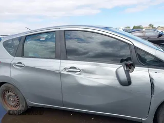 2014 Nissan Note S Plus z VIN 3N1CE2CP7EL423853, wystawiony jako IAAI lot #42402127 z przebiegiem 199 799 mil mil oraz . Historia ofert i sprzedaży dostępna na DreamBid. Obrazek 13.