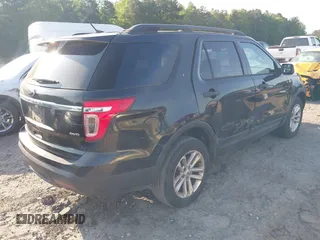 2015 Ford Explorer z VIN 1FM5K8B83FGB16726, wystawiony jako IAAI lot #42148387 z przebiegiem 155 696 mil mil oraz . Historia ofert i sprzedaży dostępna na DreamBid. Obrazek 4.