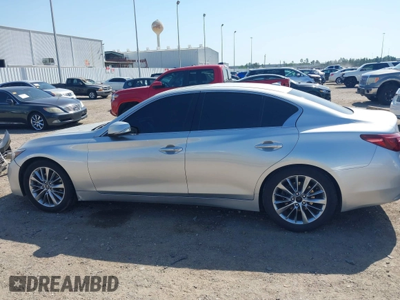 2020 Infiniti Q50 Luxe with VIN JN1EV7AP2LM202821, listed as a IAAI auction lot 41985144 with 112,024 mi miles and . Bid and sale history available at DreamBid. Image 14.