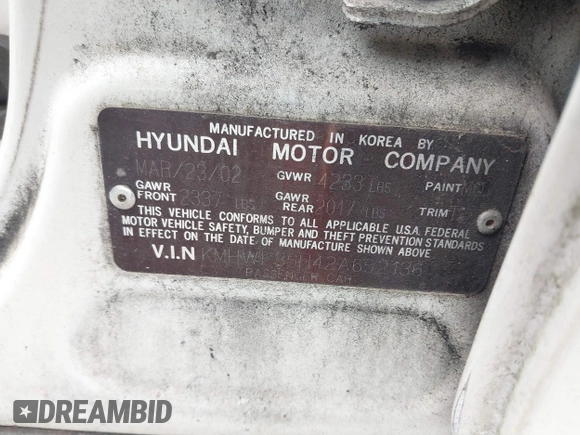 2002 Hyundai Sonata GLS with VIN KMHWF35H42A652136, listed as a IAAI auction lot 41313194 with 184,998 mi miles. Bid and sale history available at carsss.com. Image 9.