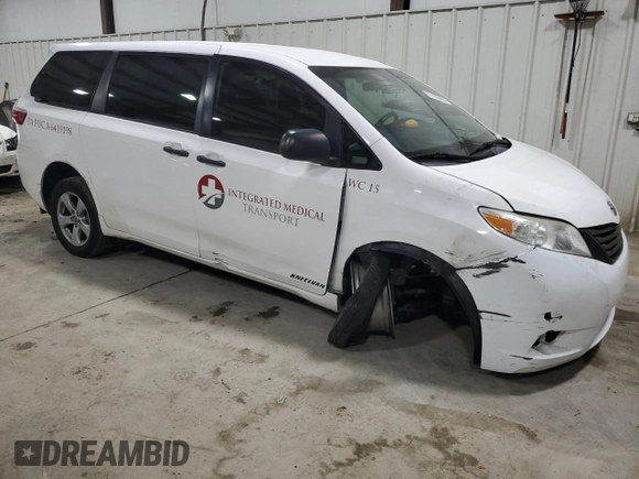 2016 Toyota Sienna L with VIN 5TDZK3DC2GS735352, listed as a Copart auction lot 77198404 with 224,495 mi miles and Salvage title. Bid and sale history available at DreamBid. Image 4.