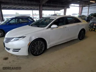 2015 Lincoln MKZ with VIN 3LN6L2JK6FR620871, listed as a Copart auction lot 48844425 with 260,422 mi miles and Salvage Title. Bid and sale history available at carsss.com. Image 1.