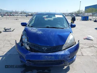 2013 Honda Fit Sport with VIN JHMGE8H52DC033096, listed as a IAAI auction lot 41767007 with 70,398 mi miles. Bid and sale history available at carsss.com. Image 13.