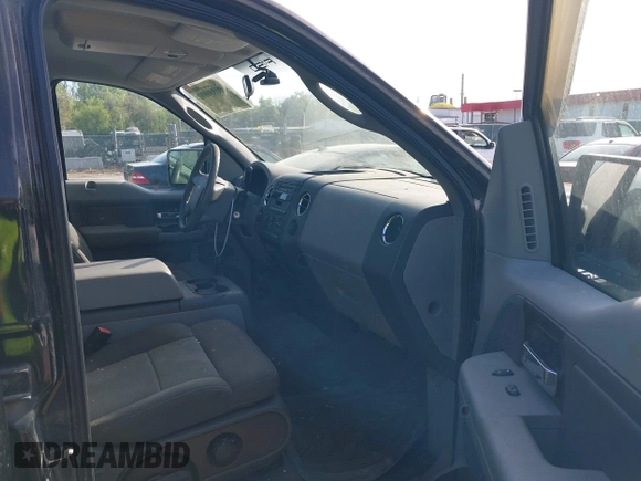 2005 Ford F-150 XLT with VIN 1FTPW145X5FA51759, listed as a IAAI auction lot 42077373 with 131,425 mi miles. Bid and sale history available at carsss.com. Image 5.