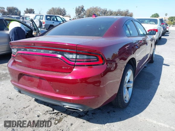 2018 Dodge Charger SXT Plus with VIN 2C3CDXHG2JH247372, listed as a IAAI auction lot 41988312 with 33,204 mi miles and . Bid and sale history available at carsss.com. Image 4.