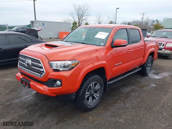 2017 Toyota Tacoma SR5 with VIN 5TFCZ5AN6HX121144, listed as a IAAI auction lot 41666728 with 85,176 mi miles. Bid and sale history available at carsss.com. Image 17.