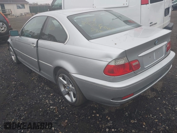 2004 BMW 3 Series 325Ci с VIN WBABV13404JT20060, выставлен на аукционе IAAI как лот 42087891 с пробегом Не указан миль и . История ставок и продаж доступна на DreamBid. Изображение 3.