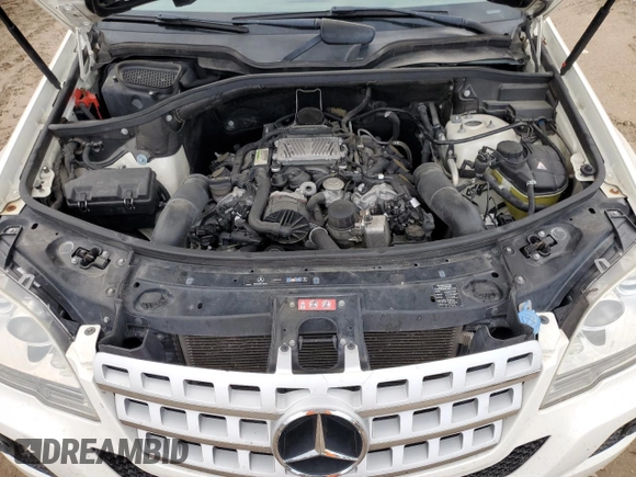 2011 Mercedes-Benz M 350 z VIN 4JGBB5GB6BA645252, wystawiony jako Copart lot #41402705 z przebiegiem 170 673 mil mil oraz Szkoda całkowita • Salvage title. Historia ofert i sprzedaży dostępna na DreamBid. Obrazek 11.