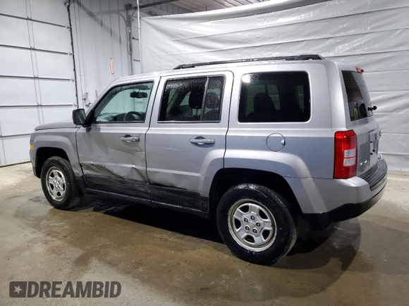 2016 Jeep Patriot Sport with VIN 1C4NJRBB4GD579650, listed as a Copart auction lot 52540445 with 141,912 mi miles and Salvage title. Bid and sale history available at DreamBid. Image 2.