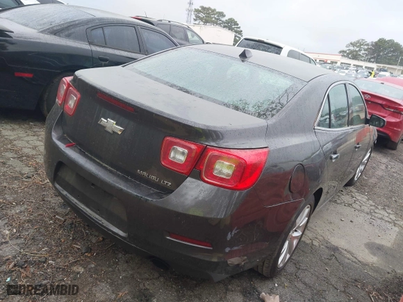 2013 Chevrolet Malibu LTZ with VIN 1G11H5SA6DF329619, listed as a IAAI auction lot 41928268 with 204,760 mi miles. Bid and sale history available at carsss.com. Image 4.