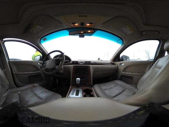 2006 Ford Five Hundred Limited with VIN 1FAHP28136G129914, listed as a IAAI auction lot 41377677 with 201,683 mi miles. Bid and sale history available at carsss.com. Image 18.