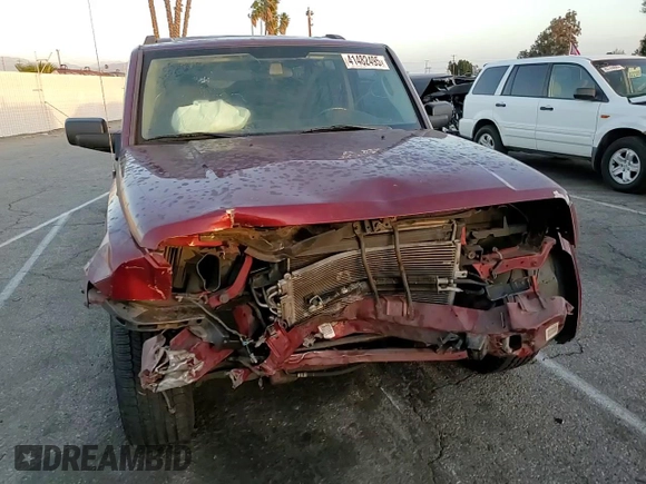 2007 Jeep Commander Sport z VIN 1J8HG48P17C601121, wystawiony jako Copart lot #41482495 z przebiegiem 199 263 mil mil oraz Szkoda całkowita • Salvage title. Historia ofert i sprzedaży dostępna na DreamBid. Obrazek 12.
